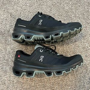 On Cloud Cloud Venture Shoes